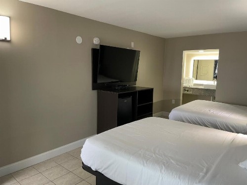 Seaside Sands Inn - image 17