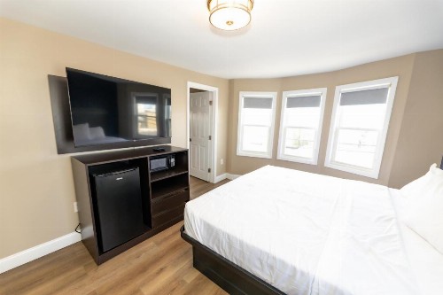 Seaside Sands Inn - image 2