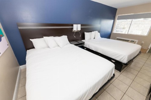 Seaside Sands Inn - image 38