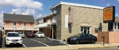 Franklin Terrace Motel - image 22