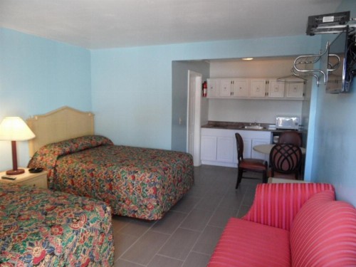 Franklin Terrace Motel - image 26