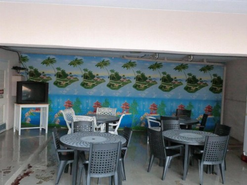 Bay Breeze Motel - image 13