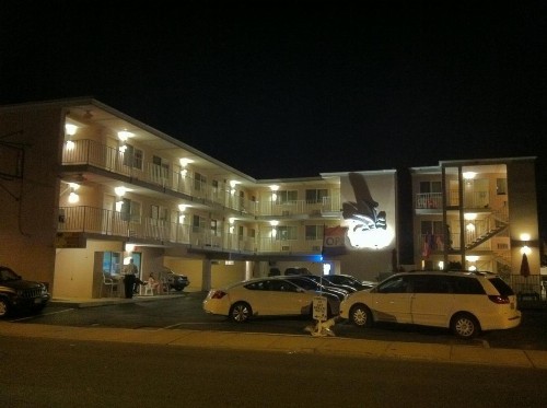 Bay Breeze Motel - image 16