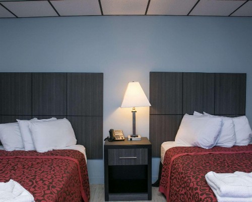 Hammock Inn & Suites North Beach Hotel - image 12