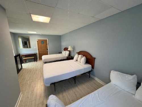 Hammock Inn & Suites North Beach Hotel - image 37