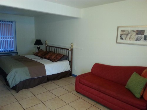 Sunrise Motel - image 40