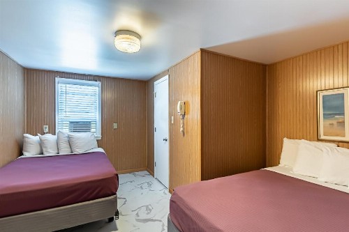 Boardwalk Sand & Surf Beach Hotel Oceanfront - image 46