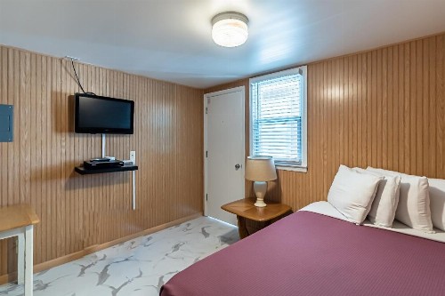 Boardwalk Sand & Surf Beach Hotel Oceanfront - image 5