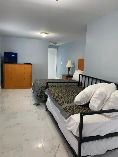 Jersey Shore 3 Bedroom Premium Beach House - image 14