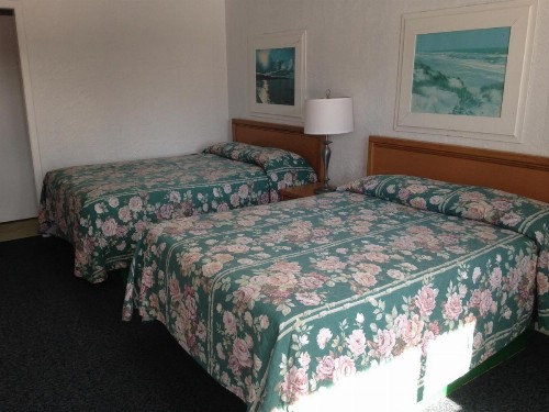 Mark III Motel and Apartments - image 4