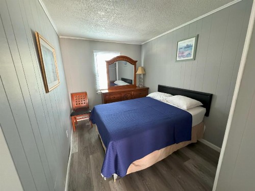 Sea Garden Motel - image 27