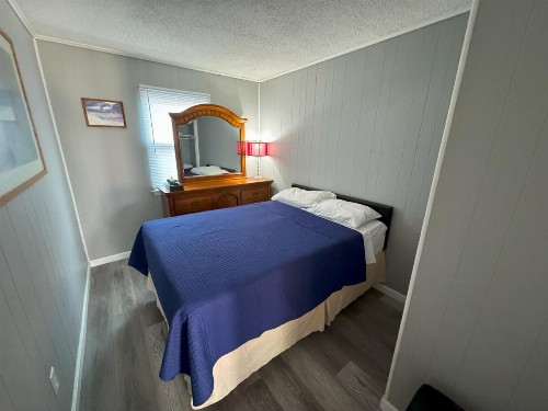 Sea Garden Motel - image 33