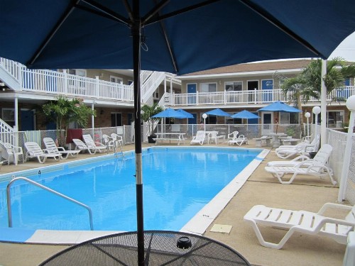 Sea Garden Motel - image 34