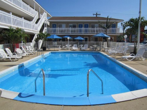 Sea Garden Motel - image 36