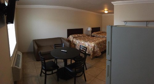 Sunset Motel - image 11