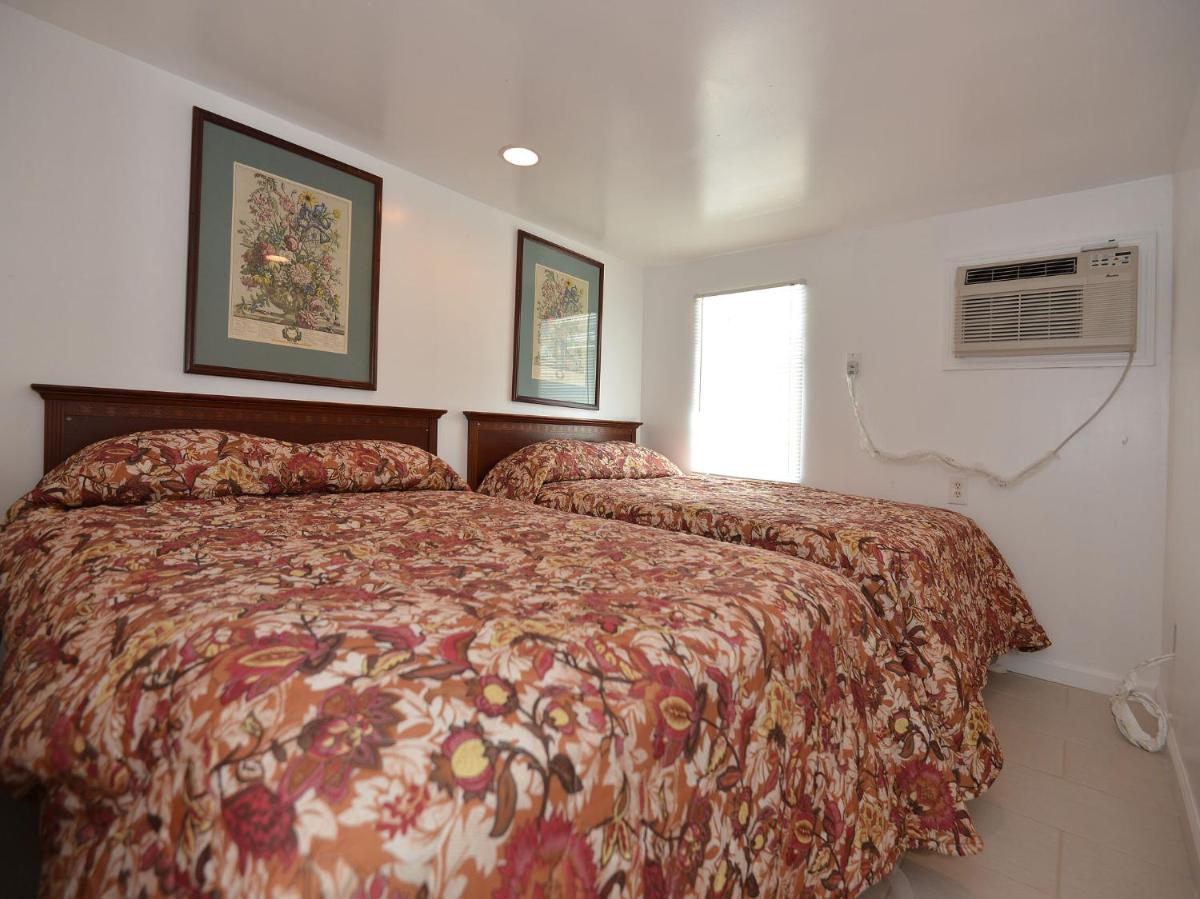 Shore Beach Houses - 111 Lincoln Ave - image 2