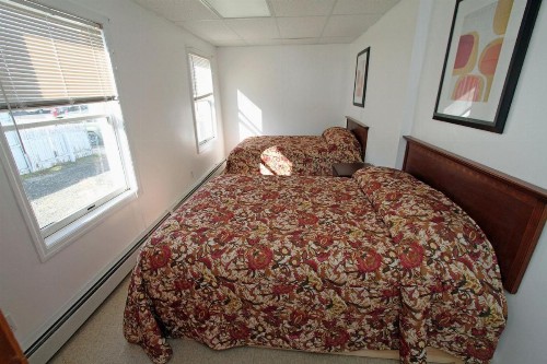 Shore Beach Houses - 57 Dupont Ave - image 6