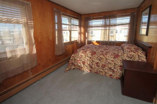 Shore Beach Houses - 57 Dupont Ave - image 7