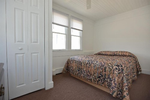 Shore Beach Houses - 122 A Franklin Avenue - image 11