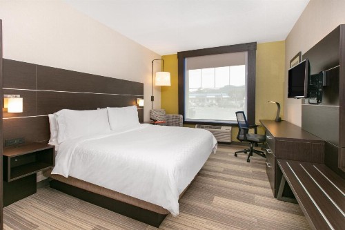 Holiday Inn Express Hotel & Suites Seaside Convention Center an IHG Hotel - image 31