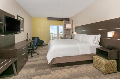 Holiday Inn Express Hotel & Suites Seaside Convention Center an IHG Hotel - image 39