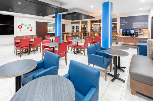Holiday Inn Express Hotel & Suites Seaside Convention Center an IHG Hotel - image 47