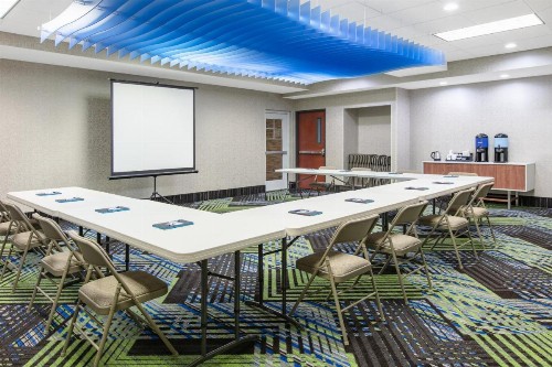 Holiday Inn Express Hotel & Suites Seaside Convention Center an IHG Hotel - image 48