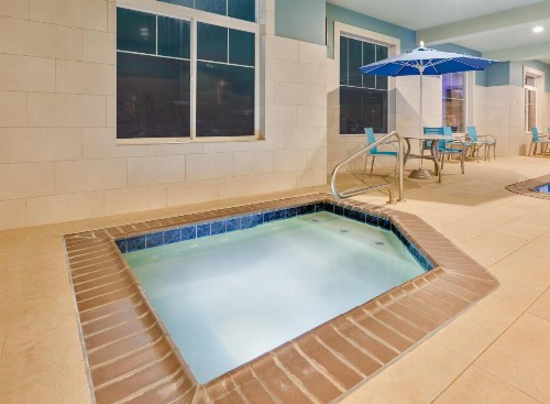Holiday Inn Express Hotel & Suites Seaside Convention Center an IHG Hotel - image 50