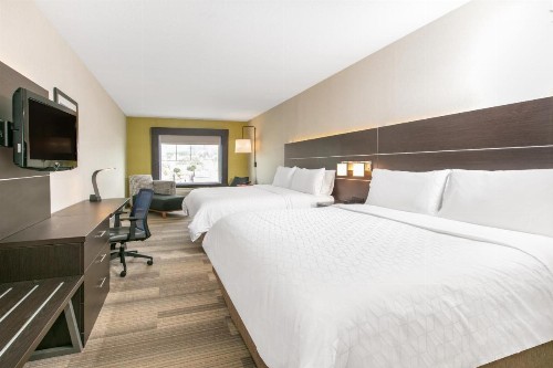 Holiday Inn Express Hotel & Suites Seaside Convention Center an IHG Hotel - image 6
