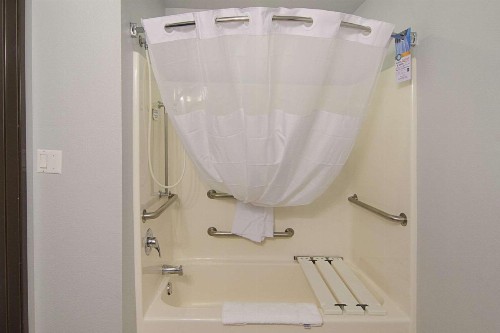 Quality Inn Seaside - image 38