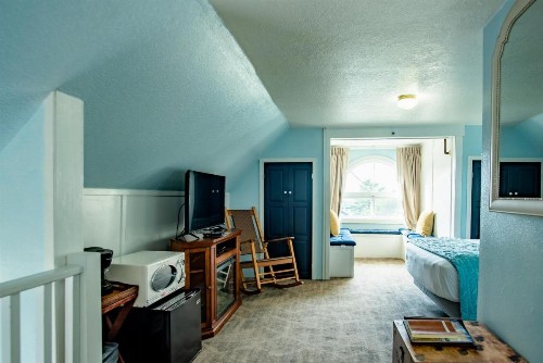 Gilbert Inn - image 39