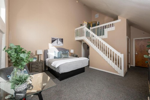 The Seaside Oceanfront Inn - image 27