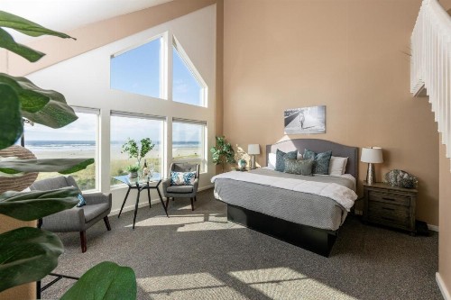 The Seaside Oceanfront Inn - image 33