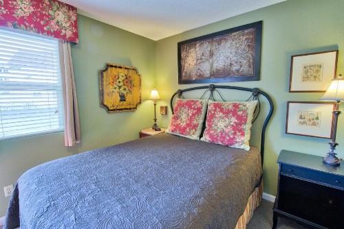 Sandy Cove Inn - image 17