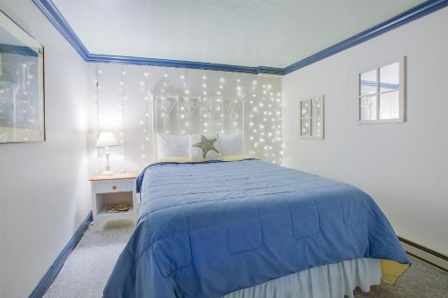 Seaside Manor - image 7