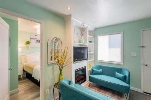 Beachside Inn - image 2