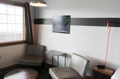 Ashore Hotel - image 8