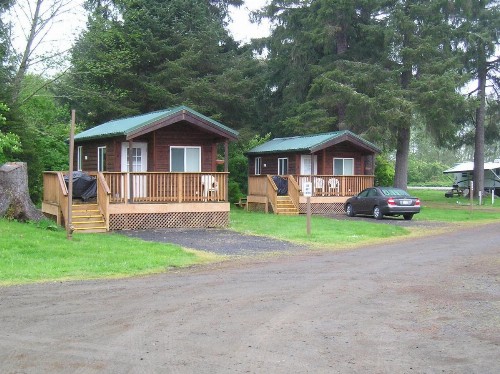 Seaside Camping Resort Studio Cabin 4 - image 1
