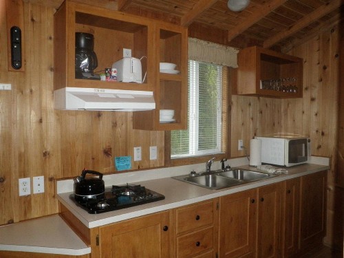 Seaside Camping Resort One-Bedroom Cabin 5 - image 3
