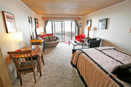 Lanai at the Cove - image 19