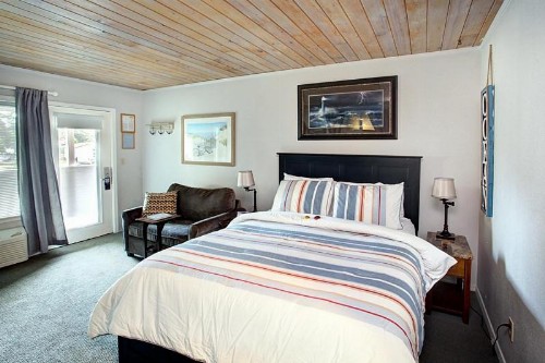 Lanai at the Cove - image 28