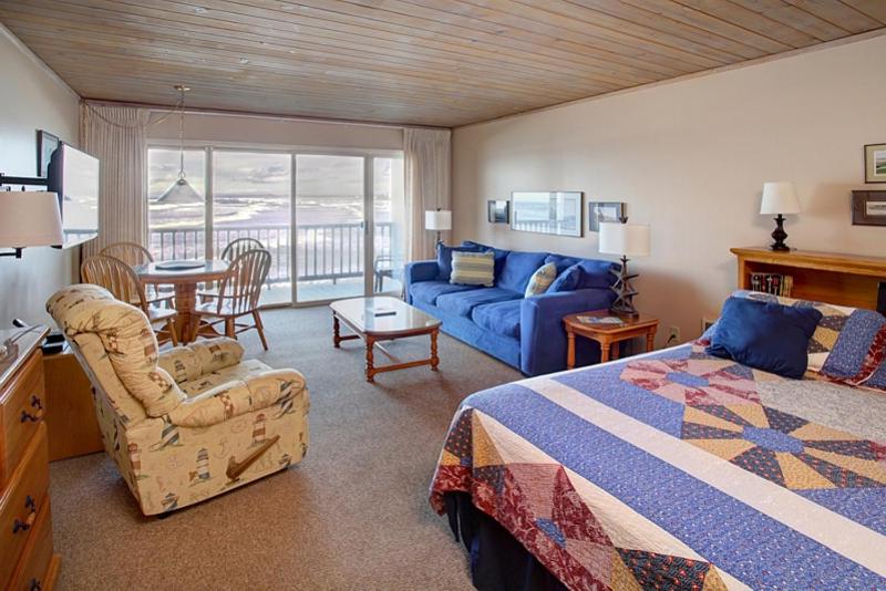 Lanai at the Cove - image 4