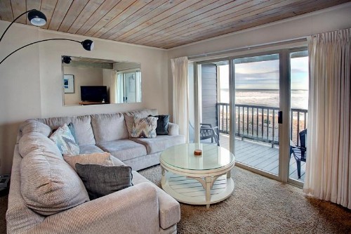 Lanai at the Cove - image 7