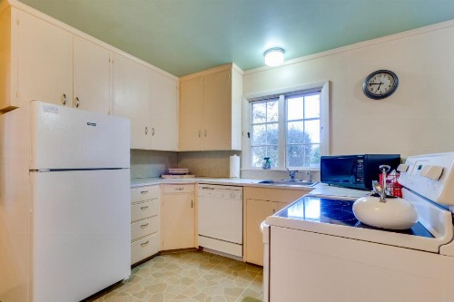 Seaside Governor's House Vacation Rental - image 11