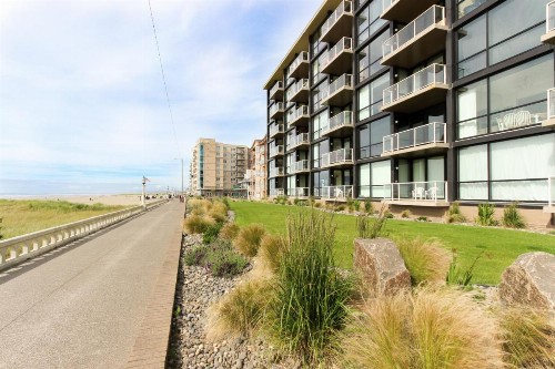 Sand & Sea: Neawanna Creek (414) - image 4