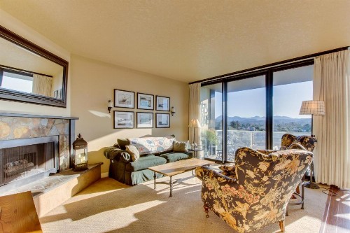 Sand & Sea: Coastal Cove (518) - image 1