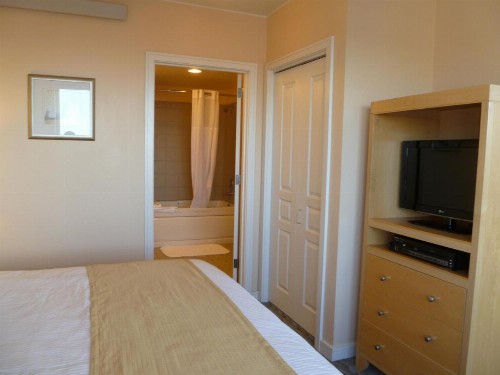 Seaside Ocean Front Condo - image 47