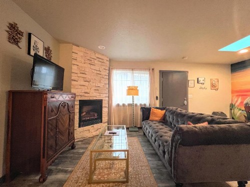 Starry Night Inn - image 16