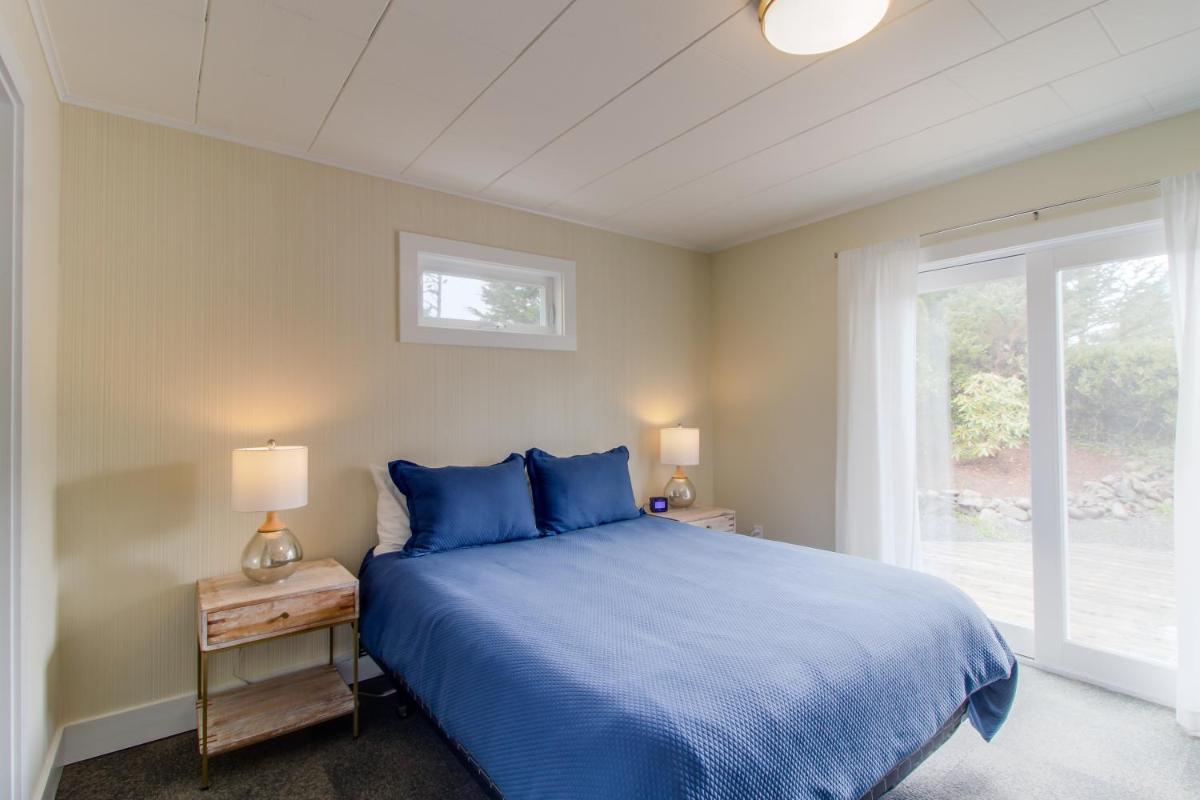Seaside Cove Cottage - image 6