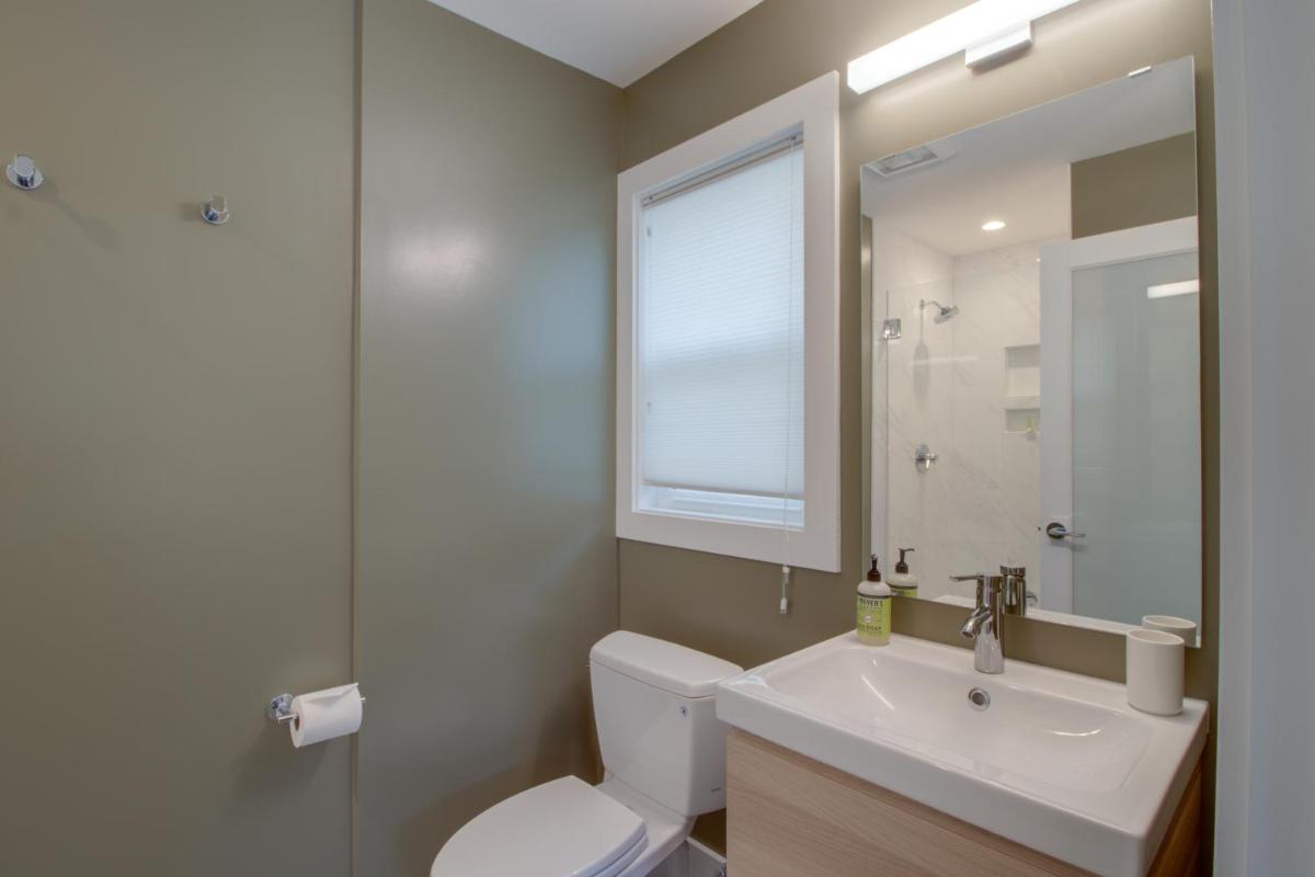 Seaside Cove Cottage - image 7